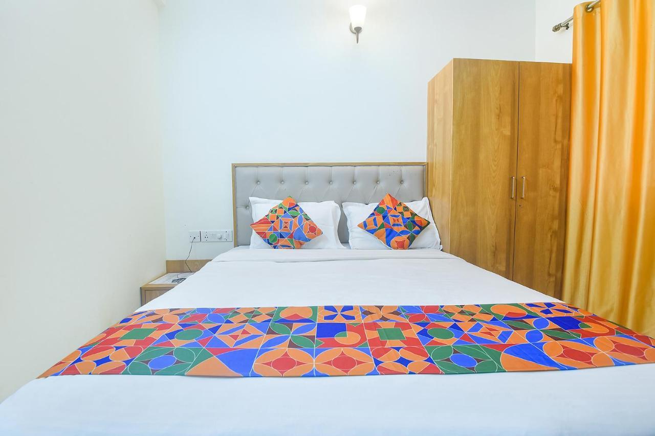 Fabexpress De Classio With Pool - Nr Candolim Beach Hotel Ngoại thất bức ảnh